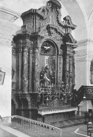 Figura 41.- Quito. Iglesia del Hospital. El altar de San Juan de Dios