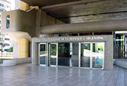Entrada principal de la Biblioteca Nacional de la República Argentina