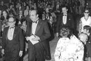 1972. Recepción en la Real Academia como miembro de número: hace su entrada en el salón de actos acompañado por Julián Marías y Antonio Buero Vallejo.