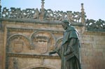 Estatua de Nicasio Sevilla en Salamanca