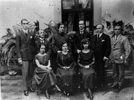 Gabriela Mistral en 1922 en México junto a un grupo de maestros
