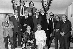 Juan Ramón Masoliver con los miembros de los jurados de los premios Nadal y Josep Pla, entre 1977 y 1986.