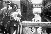 Benedetti y su esposa, Luz López Alegre, en 1947