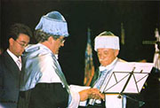 Investidura como Doctor Honoris Causa por la UA (1997)