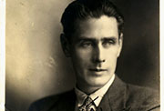 Salvador Salazar Arrué, Salarrúe. Retrato firmado para su madre en 1935 (Fuente: Dominio público-Wikipedia)