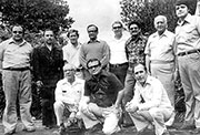 Sergio Ramírez (primero de pie por la derecha) con el Grupo de los Doce en San José, Costa Rica en 1978 (Fuente: Archivo personal de Sergio Ramírez)