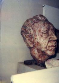 Portada:Plano general del busto de Arthur Rubinstein