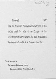 Portada:Nota impresa del recibí de la medalla conmemorativa del 2º centenario del nacimiento de Benjamín Franklin, dirigida a la Secretaría de la Sociedad Filosófica Americana de Filadelfia.