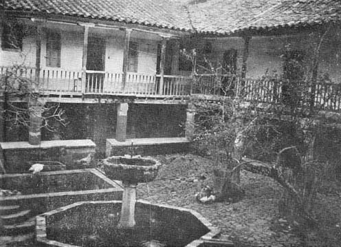 El patio más antiguo de la Concepción